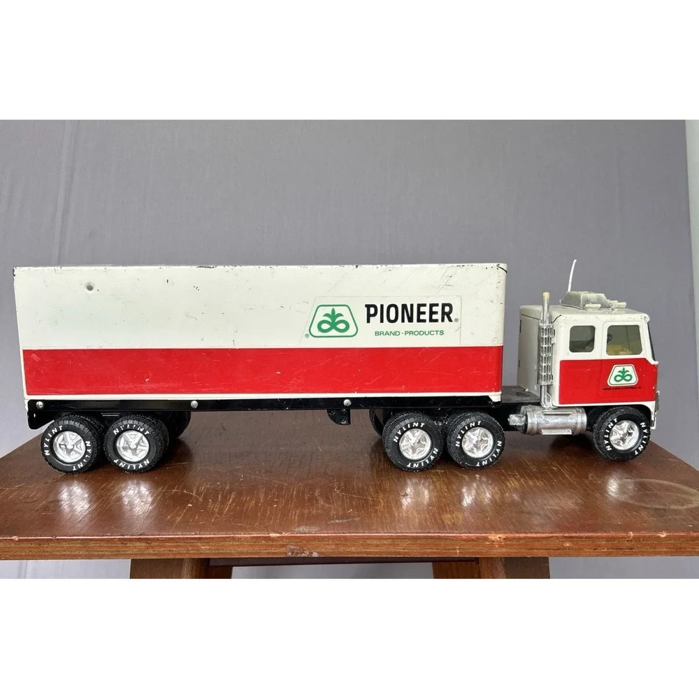 Vintage Nylint Pioneer GMC Semi Truck Trailer Pressed Steel Toy Red White
